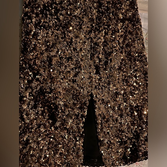 DRESS THE POPULATION Women's Bailey Sequined-Skirt Dress - Picture 5 of 5